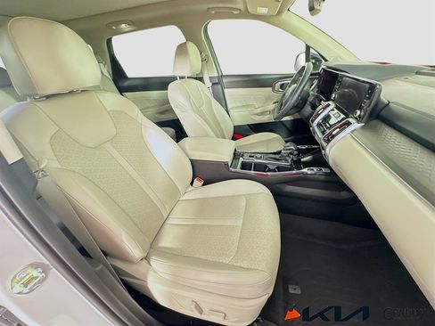Certified 2023 Kia Sorento SX FWD image 28