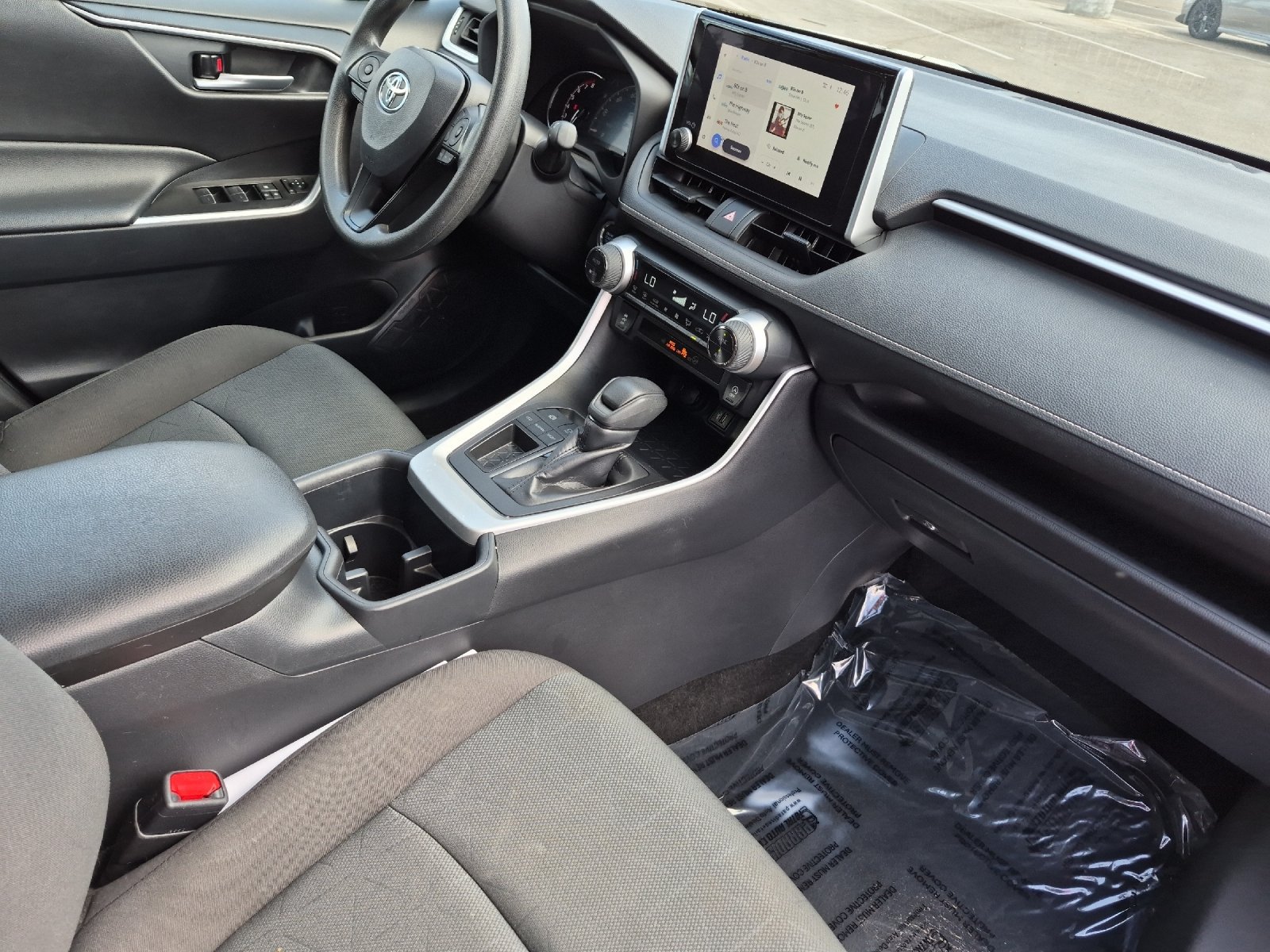 Certified 2025 Toyota RAV4 XLE FWD image 15