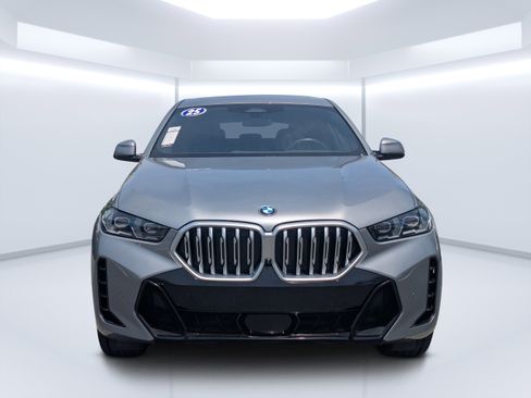 Used 2025 BMW X6 xDrive40i AWD/4WD image 8