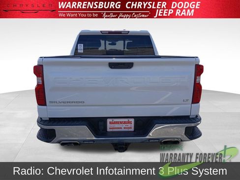 Used 2021 Chevrolet Silverado 1500 LT w/ Z71 Off-Road Package AWD/4WD image 6