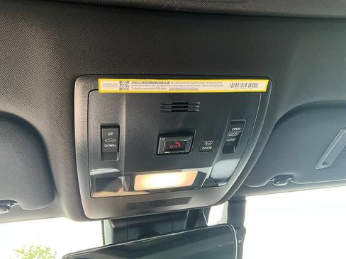 Used 2025 Lexus IS 500 w/ Accessory Package 2 RWD image 28