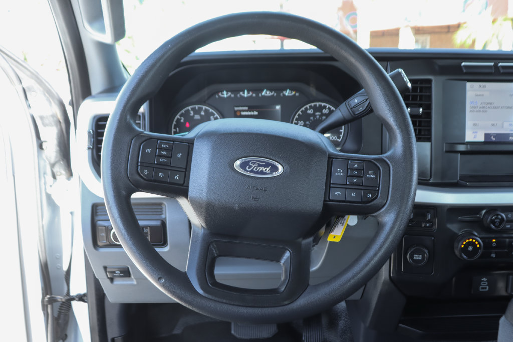 Used 2023 Ford F250 XL w/ XL Chrome Package RWD image 25