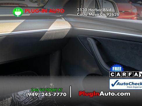 Used 2024 Tesla Model Y Long Range AWD/4WD image 18