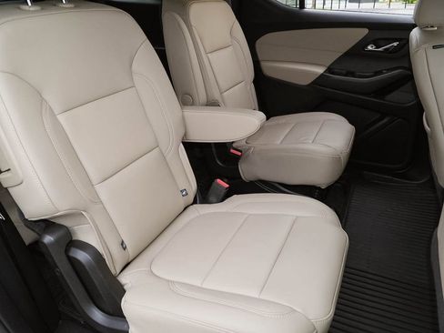 Certified 2023 Chevrolet Traverse LT AWD/4WD image 22