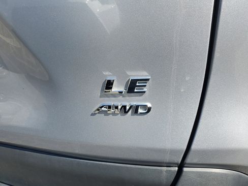 Used 2024 Toyota RAV4 LE image 8