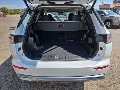 New 2026 Mitsubishi Outlander SE FWD image 19