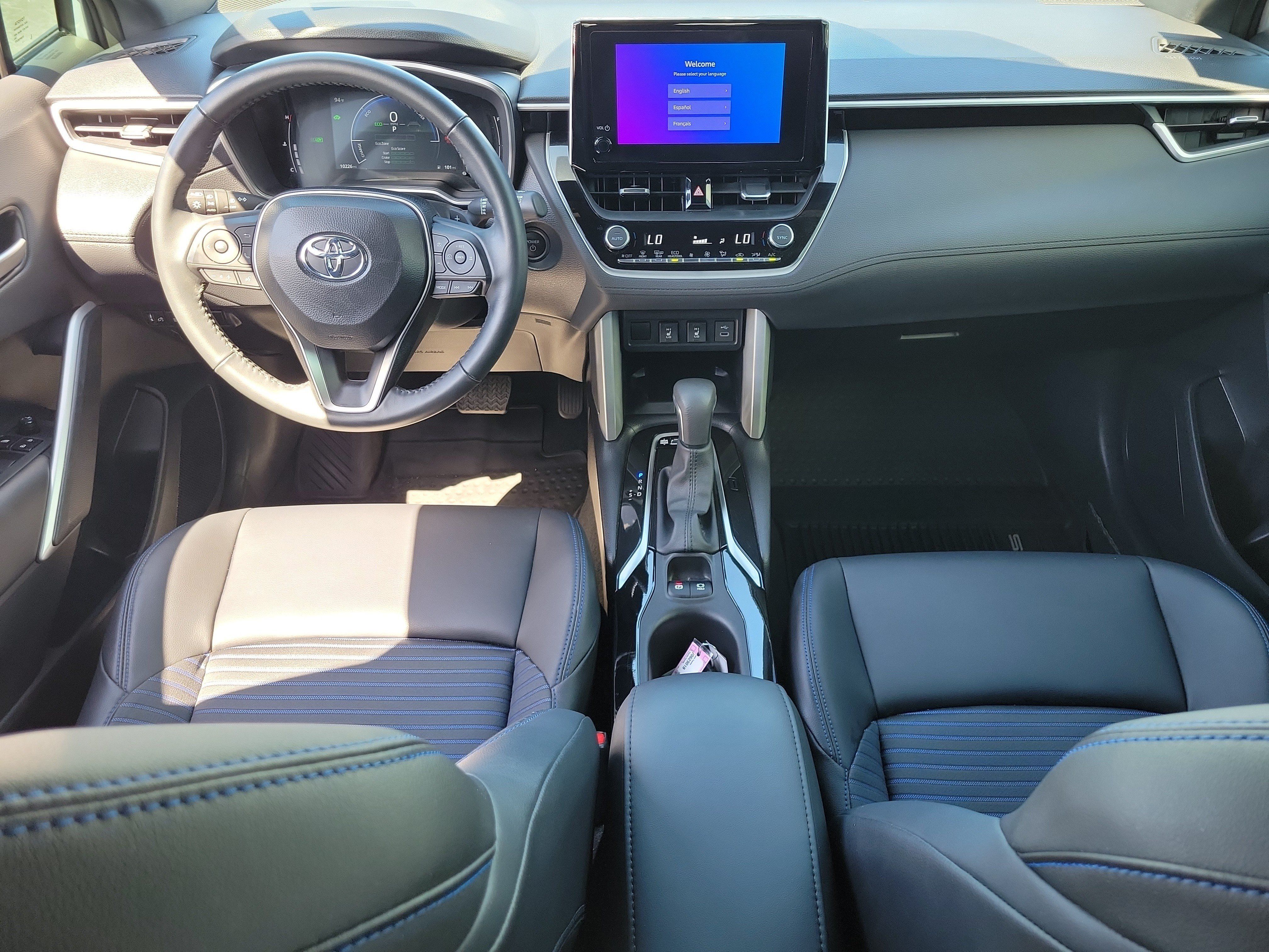Used 2024 Toyota Corolla Cross AWD Hybrid w/ Convenience Package image 16