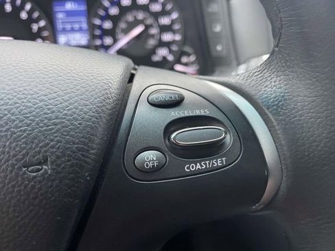 Used 2015 INFINITI Q70 3.7 image 21