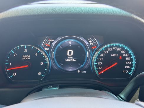 Used 2017 Chevrolet Tahoe LT w/ Luxury Package AWD/4WD image 24