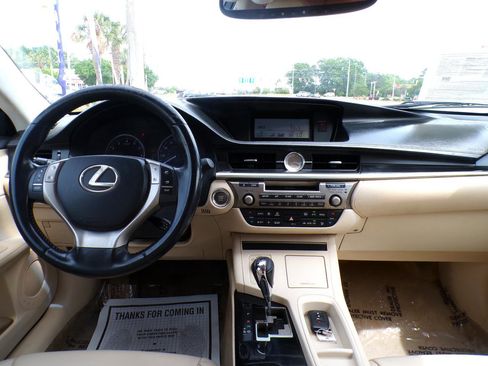 Used 2014 Lexus ES 350 FWD image 21