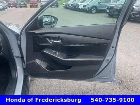 Used 2023 Honda Accord Sport image 17