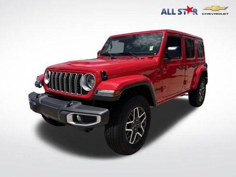 Used 2025 Jeep Wrangler Unlimited Sahara AWD/4WD image 1