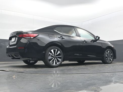 New 2025 Nissan Sentra SV w/ SV Premium Package image 27