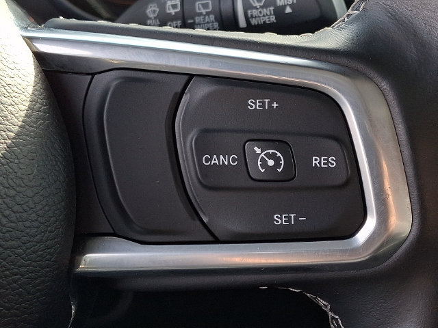 Used 2021 Jeep Wrangler Unlimited Sahara AWD/4WD image 22