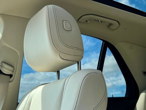 Certified 2024 Mercedes-Benz GLE 450 4MATIC image 15