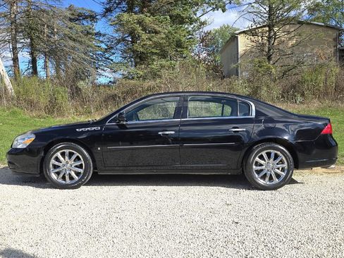 Used 2007 Buick Lucerne CXS image 3