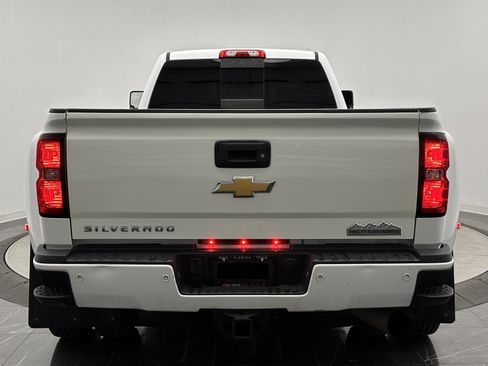 Used 2017 Chevrolet Silverado 3500 High Country w/ Duramax Plus Package image 7