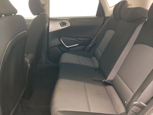 Used 2020 Kia Soul LX FWD image 18