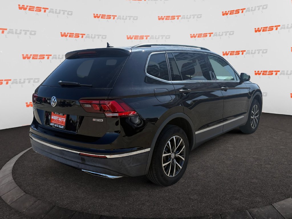 Used 2020 Volkswagen Tiguan SE w/ 3rd Row Seat Package AWD/4WD image 5