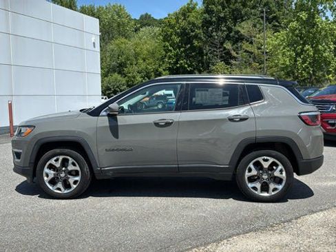 Used 2019 Jeep Compass Limited AWD/4WD image 4