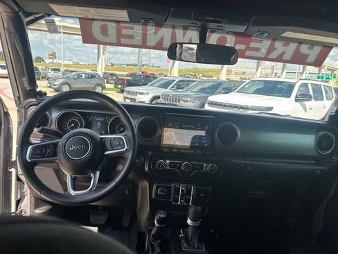 Used 2020 Jeep Gladiator Sport w/ Quick Order Package 24S AWD/4WD image 36