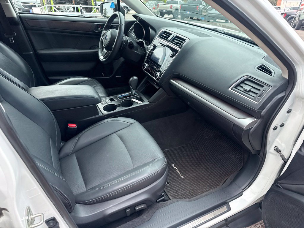Used 2019 Subaru Outback 2.5i Limited AWD/4WD image 33