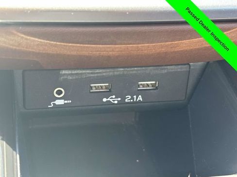 Used 2022 Subaru Outback Touring AWD/4WD image 24