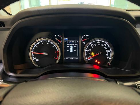 Certified 2023 Toyota 4Runner TRD Off-Road Premium image 19