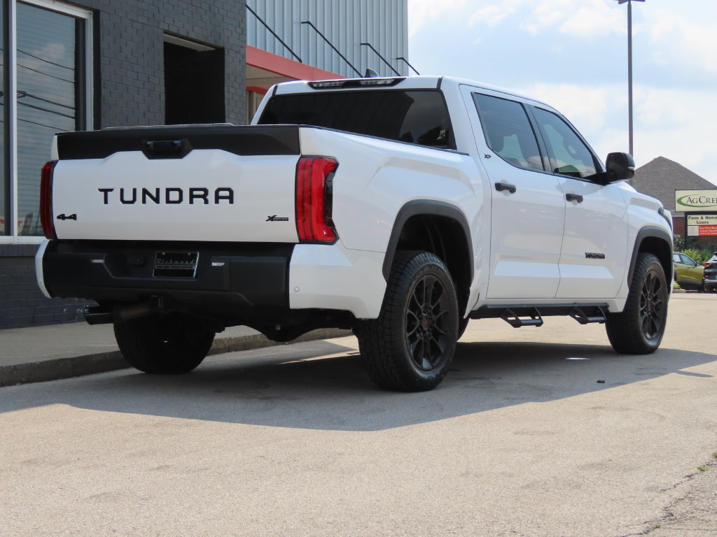 Used 2023 Toyota Tundra SR5 w/ SR5 Convenience Package AWD/4WD image 4