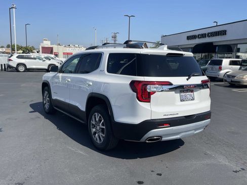 Used 2021 GMC Acadia SLT w/ Premium Package image 4