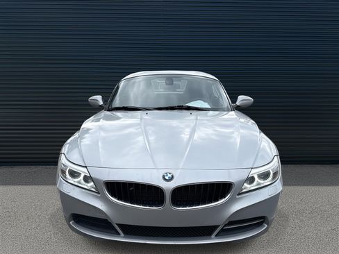 Used 2014 BMW Z4 sDrive28i image 10