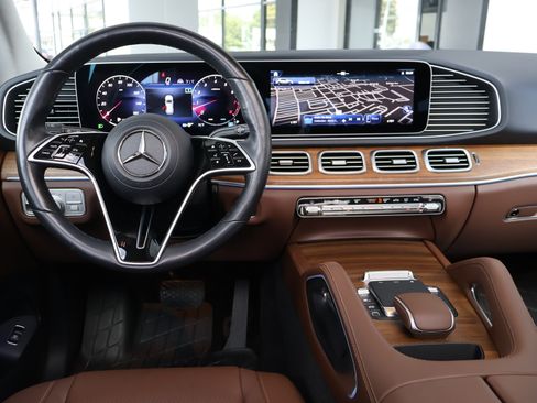 Used 2025 Mercedes-Benz GLE 350 4MATIC image 20