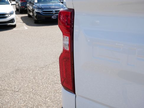Used 2020 Chevrolet Silverado 1500 RST AWD/4WD image 16