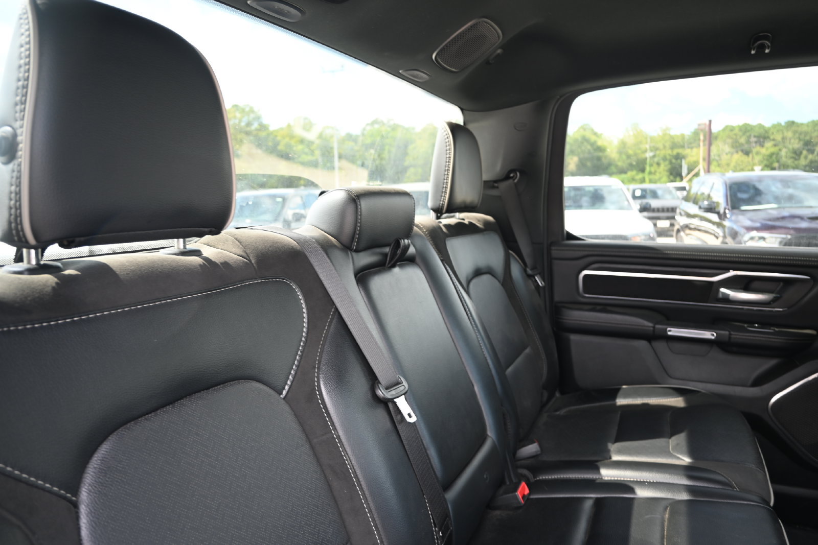 Used 2024 RAM 1500 Laramie RWD image 27