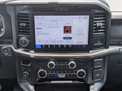 New 2025 Ford F150 Lariat w/ Equipment Group 502A High image 15