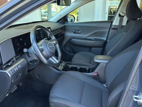 Used 2024 Hyundai Kona SEL w/ Convenience Package image 8