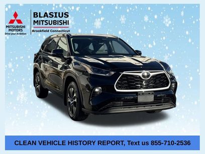 Used 2021 Toyota Highlander XLE