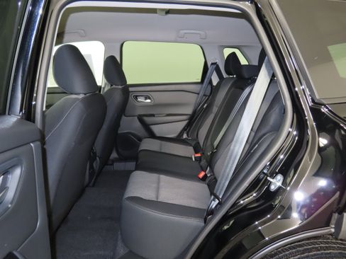 New 2026 Nissan Rogue SV image 7