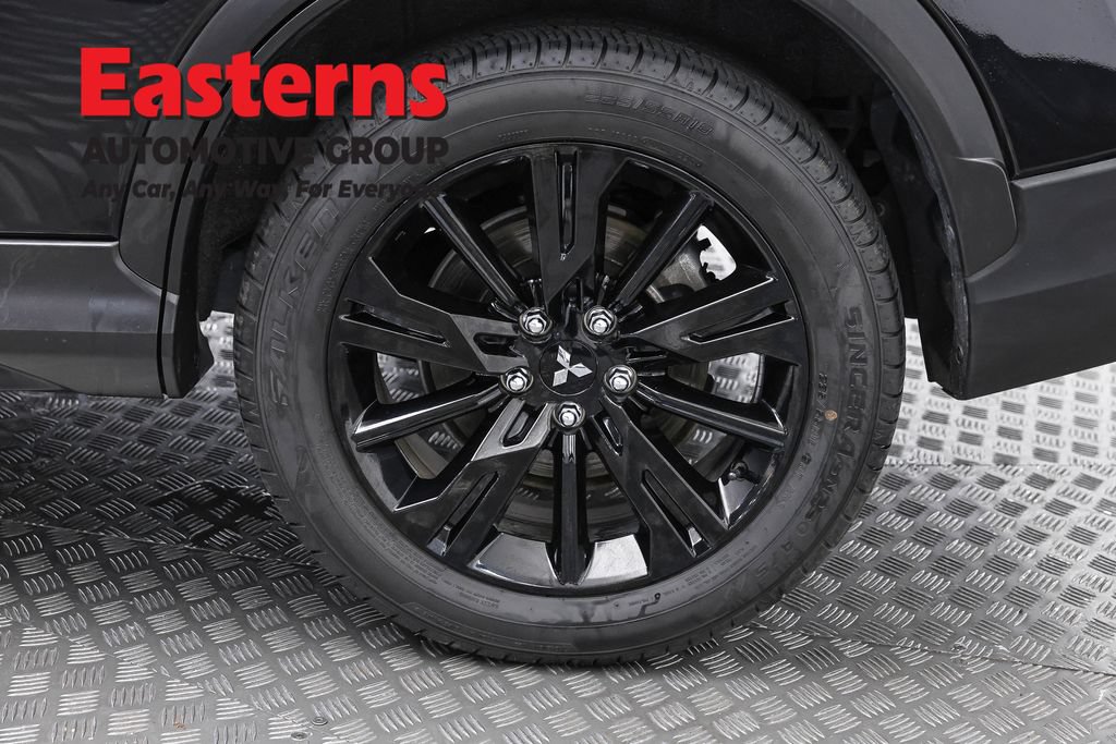 Used 2024 Mitsubishi Eclipse Cross AWD image 34