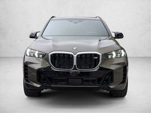 Certified 2026 BMW X5 M60i AWD/4WD image 2