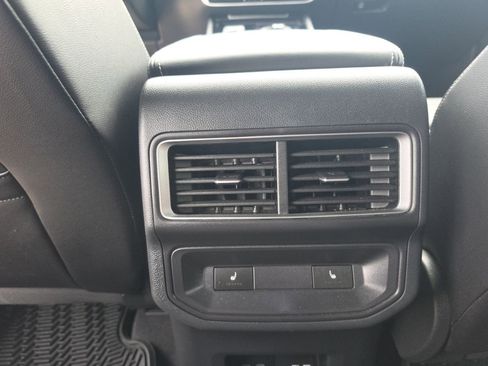 Used 2024 Volkswagen Atlas Cross Sport SEL R-Line AWD/4WD image 14