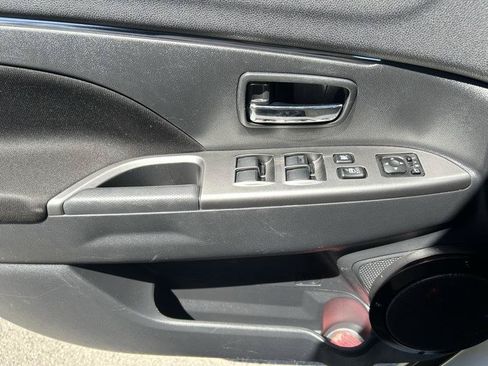 Used 2021 Mitsubishi Outlander Sport SE FWD image 7