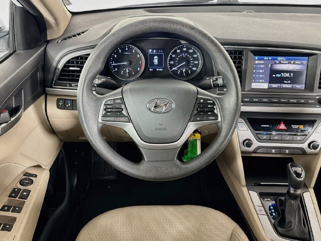 Used 2018 Hyundai Elantra SEL FWD image 14