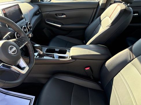 Certified 2025 Nissan Sentra SR w/ SR Premium Package image 9