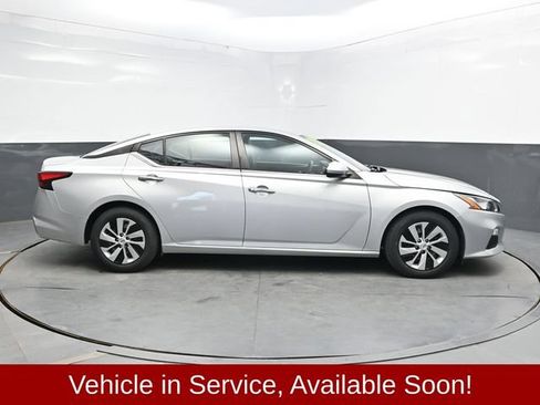 Used 2021 Nissan Altima 2.5 S FWD image 8