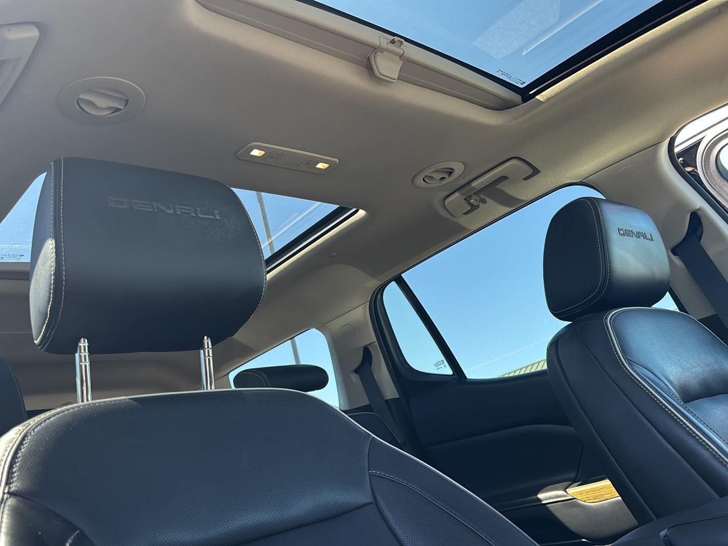 Used 2018 GMC Acadia Denali AWD/4WD image 27
