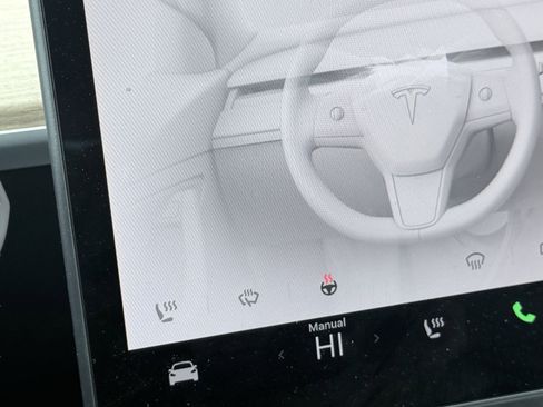 Used 2023 Tesla Model 3 Standard Range image 68