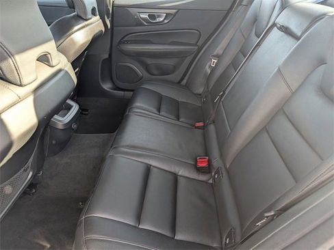 Used 2025 Volvo S60 B5 Plus image 19