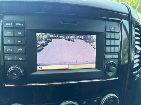 Used 2018 Mercedes-Benz Sprinter 2500 image 26