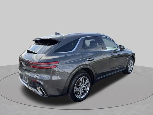 Used 2025 Genesis GV70 2.5T AWD/4WD image 13